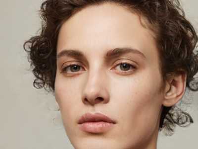 为什么会长雀斑呢？!怎样去除脸上较少的雀斑