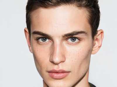 苏州市槽牙磨损严重医生上榜名单前十强强榜科普-苏州市魏聆口腔医生